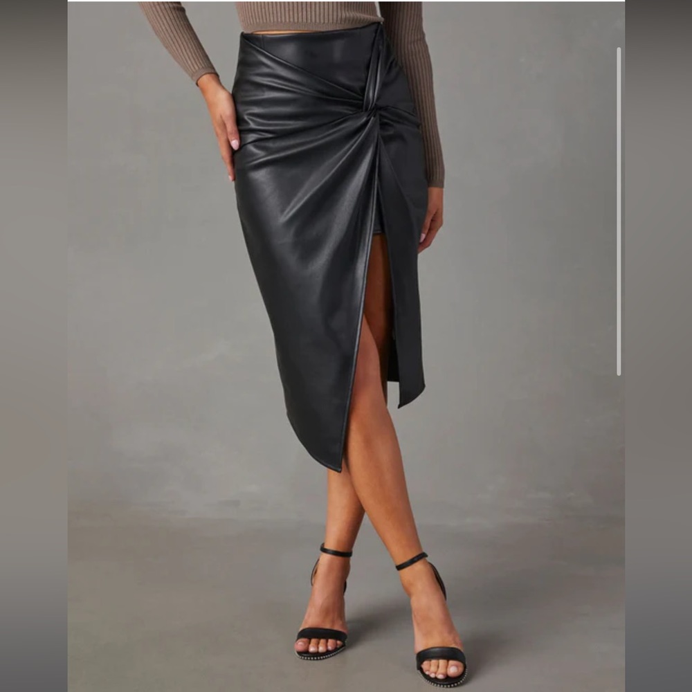 Vici - Faux Leather Twisted Midi Skirt - L - Black